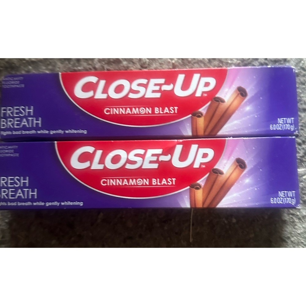 2 Close Up Cinnamon Blast Toothpaste 6oz -EXP: 6/27+